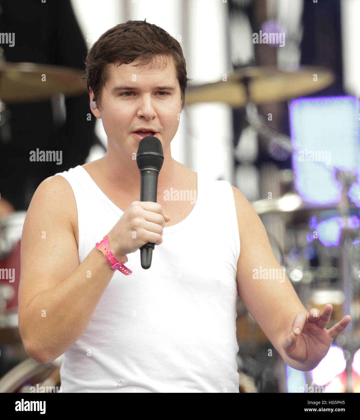 Lukas Graham performing at the 2016 MTV Woodie awards at SXSW on March