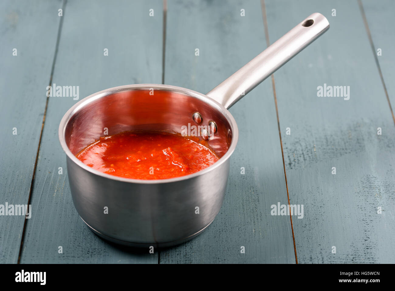 Preparing sauce hires stock photography and images Alamy
