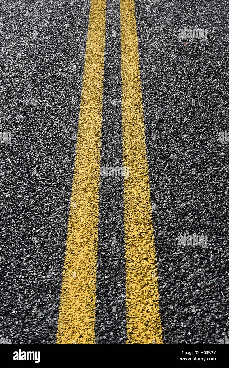 Double yellow line Stock Photo Alamy