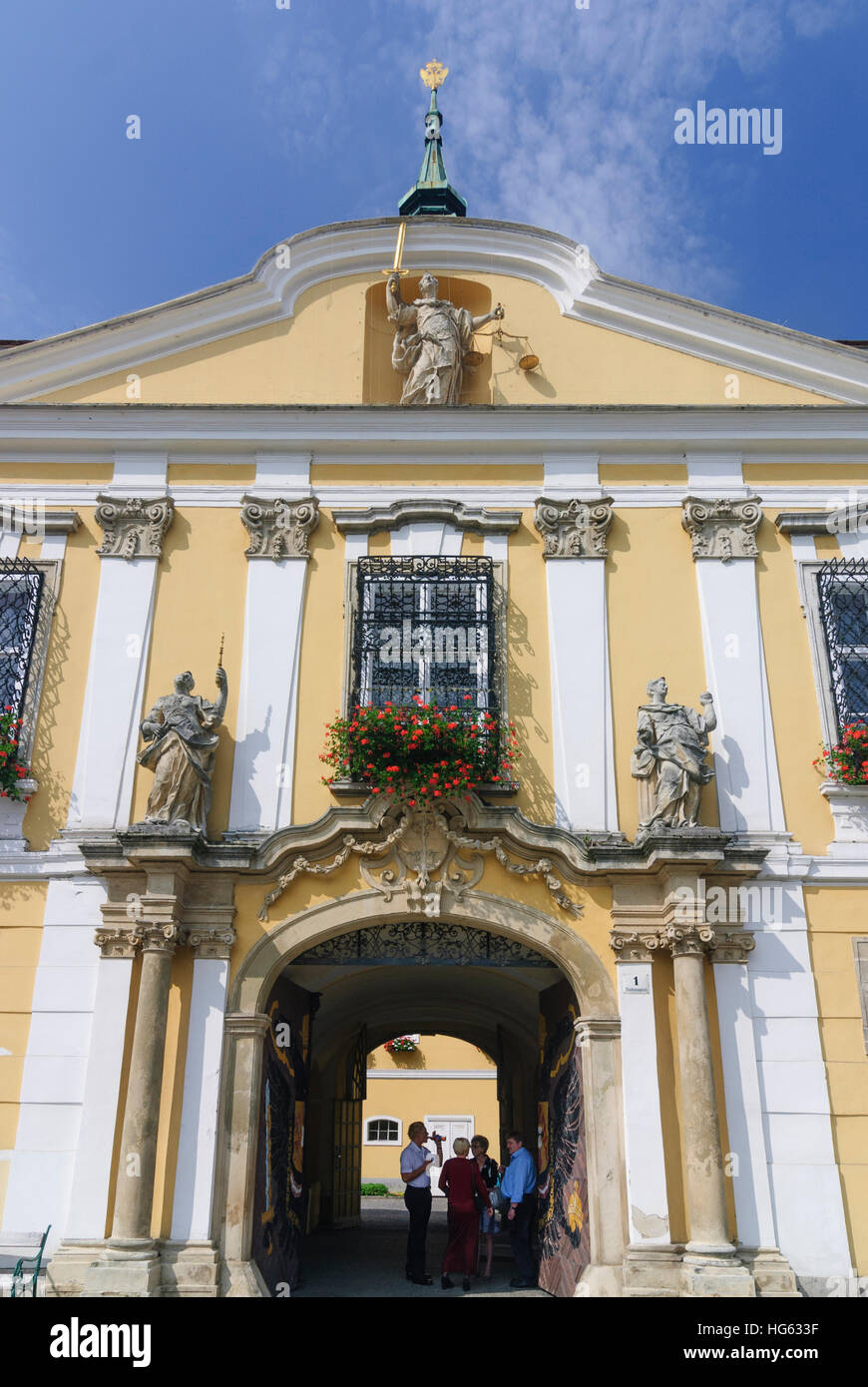 Stockerau: Town Hall, Donau, Niederösterreich, Lower Austria, Austria Stock Photo