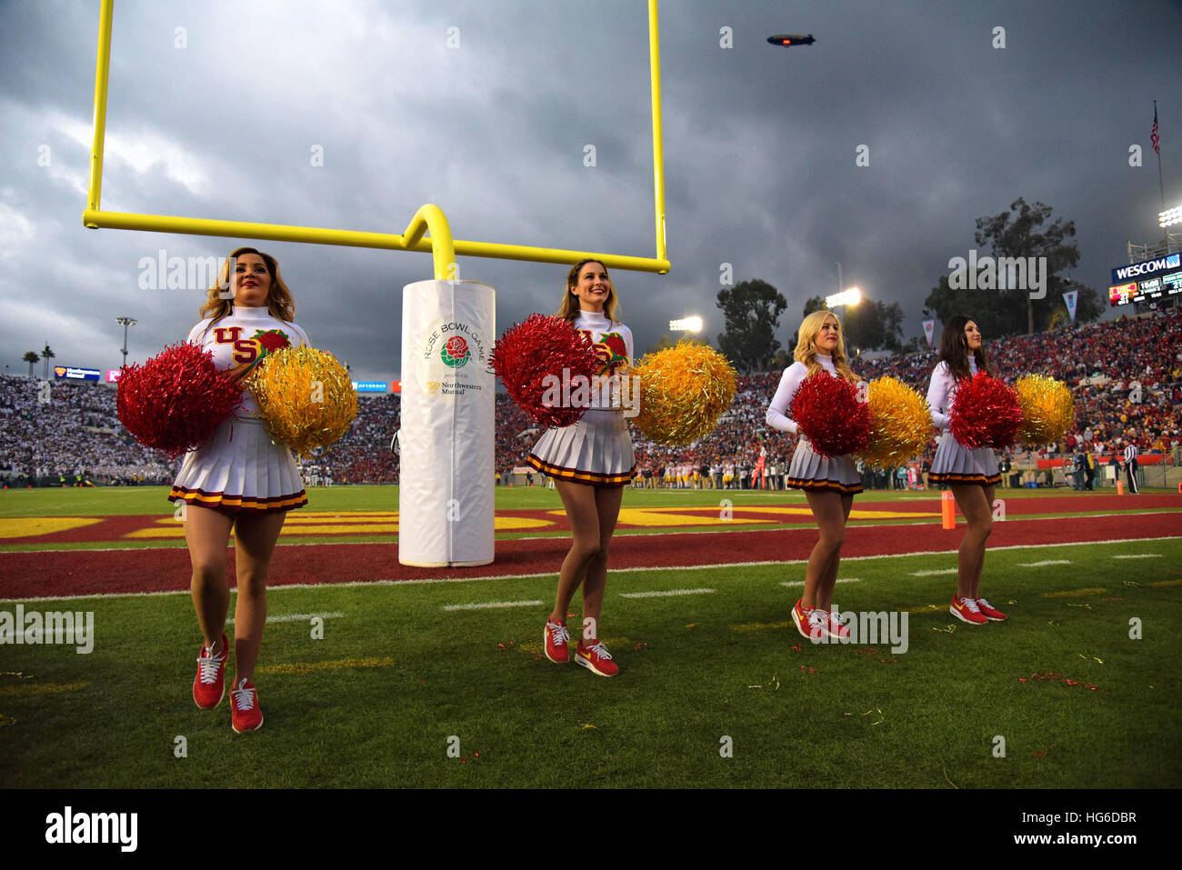Pasadena, California, USA. 2nd Jan, 2017. Cheerleaders of the USC Trojans in action during a thrilling 52-49 victory over the Penn State Nittany Lions in the 103rd Rose Bowl game in Pasadena, Ca. © John Pyle/ZUMA Wire/Alamy Live News Stock Photo
