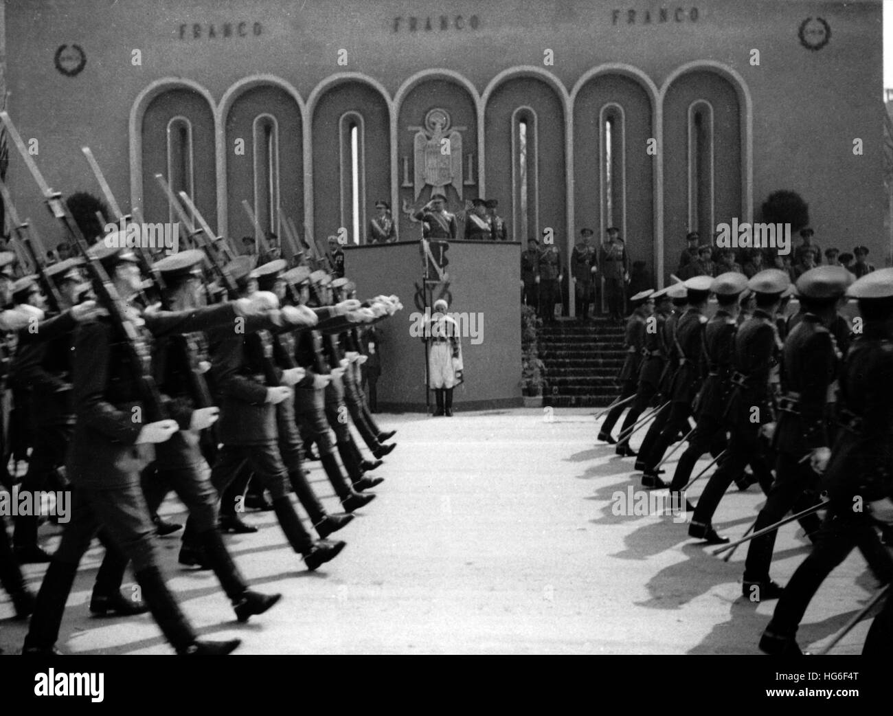 The Nazi propaganda picture shows the march of Spanish troops in front of Spanish dictator Franco in Madrid, Spain, 01 April 1943. The march took place on the occasion of the fourth anniversary of the victory of Francos troops during the Spanish Civil War. Fotoarchiv für Zeitgeschichtee - NO WIRE SERVICE - | usage worldwide Stock Photo