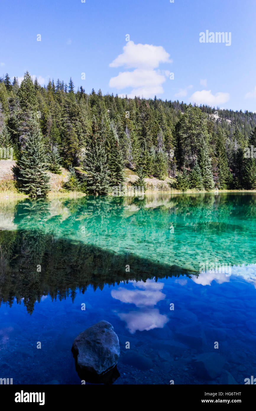 The Valley of the Five Lakes hike offers clear lakes with unique shades of jade and blue. The Valley of the Five Lakes loop is just under a 5km circui Stock Photo