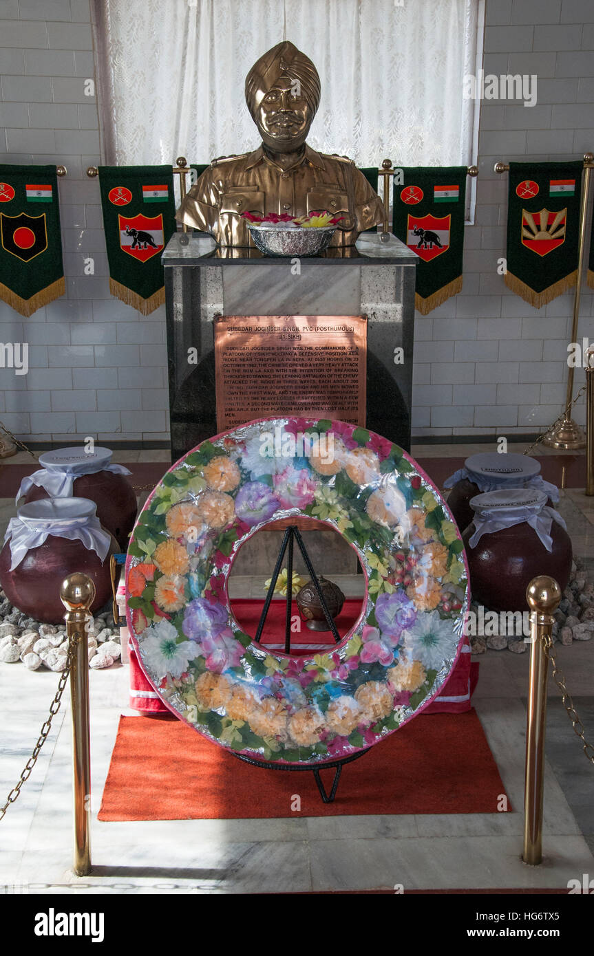 Memorial to Jaswant Singh, a hero of the 1962 India-China border conflict in the Tawang Chu valley, northeast India Stock Photo