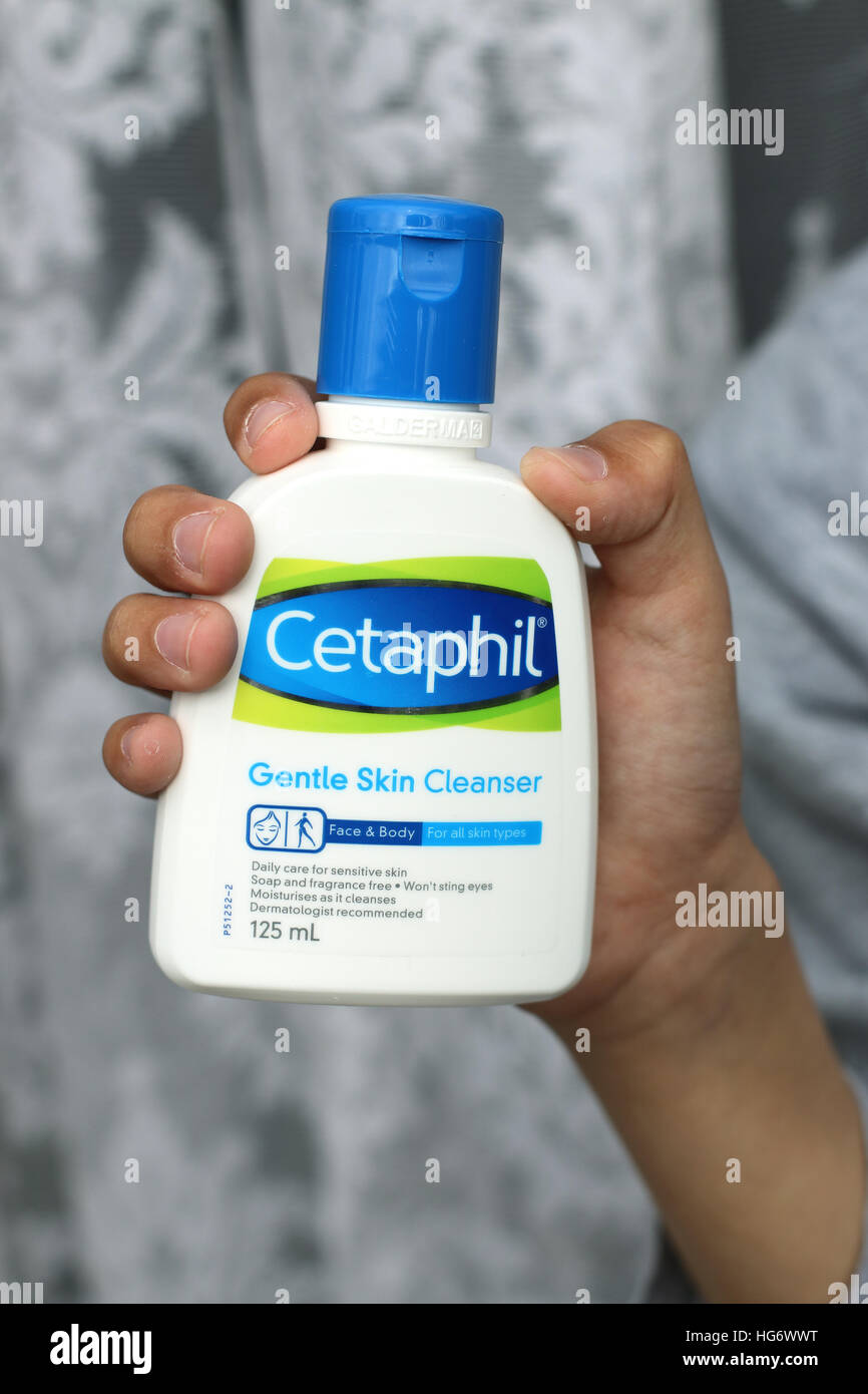 cetaphil cleanser dermatologist