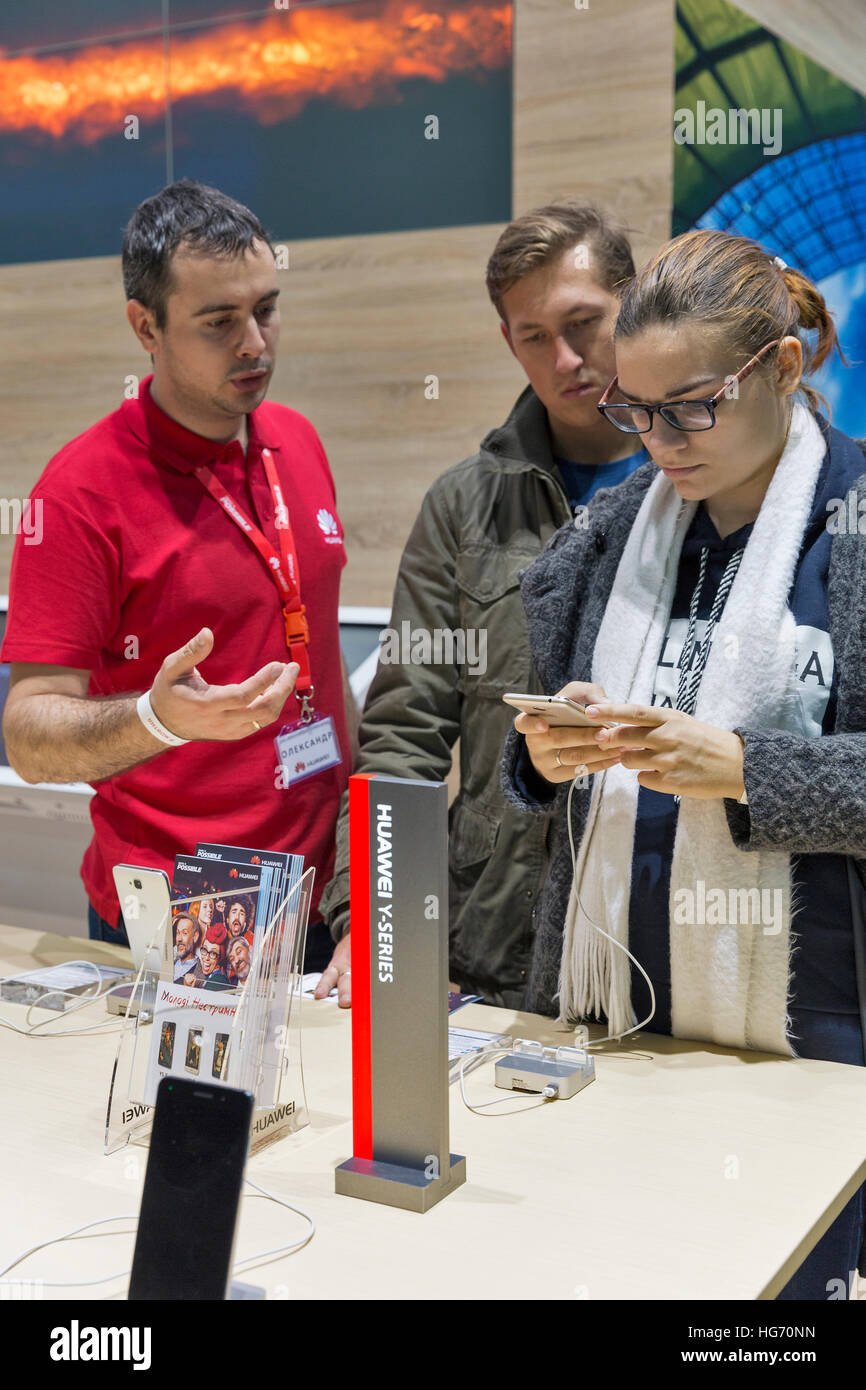 Chinese multinational huawei stand hires stock photography and images