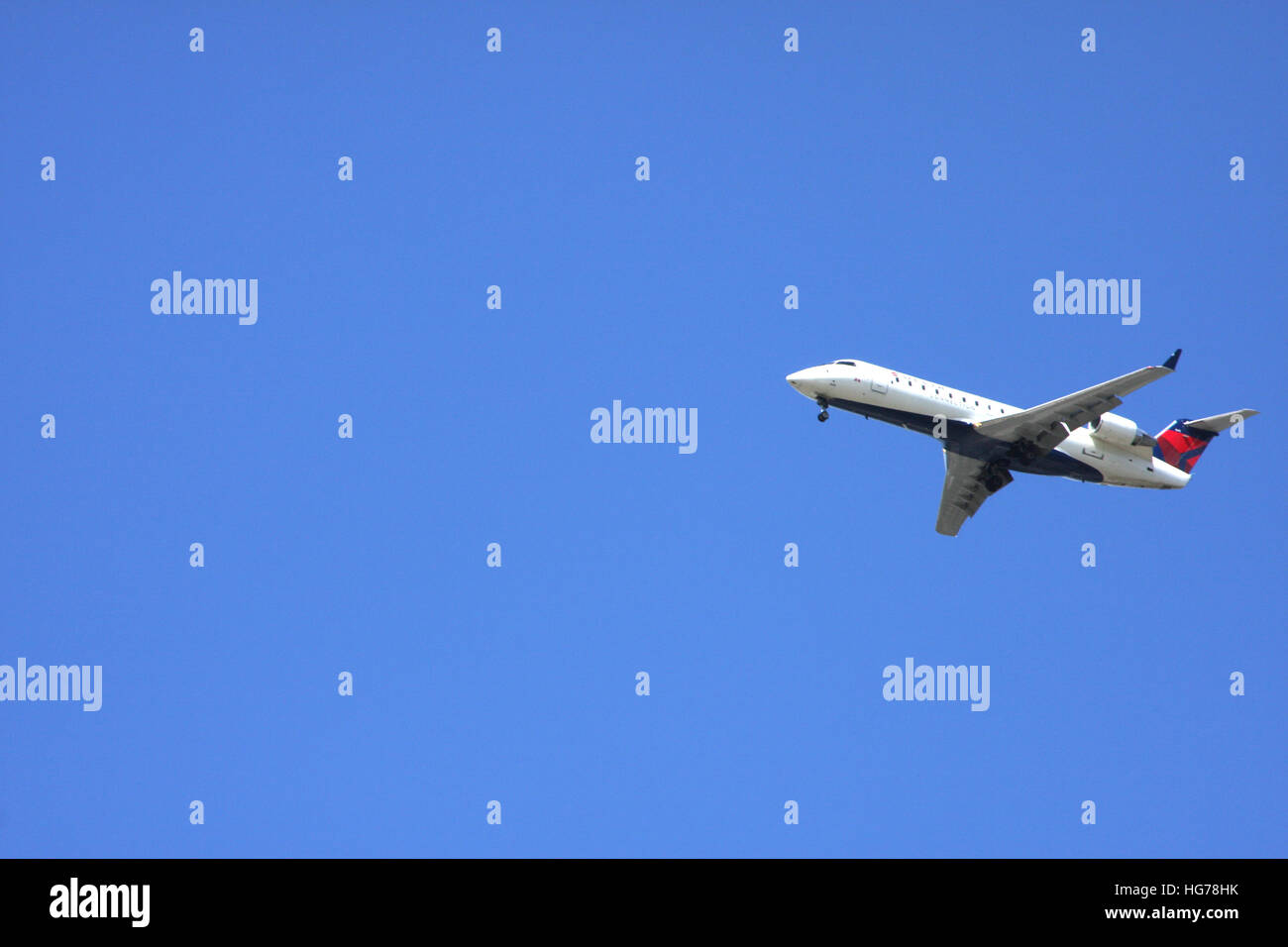 Airplane in flight Stock Photo - Alamy