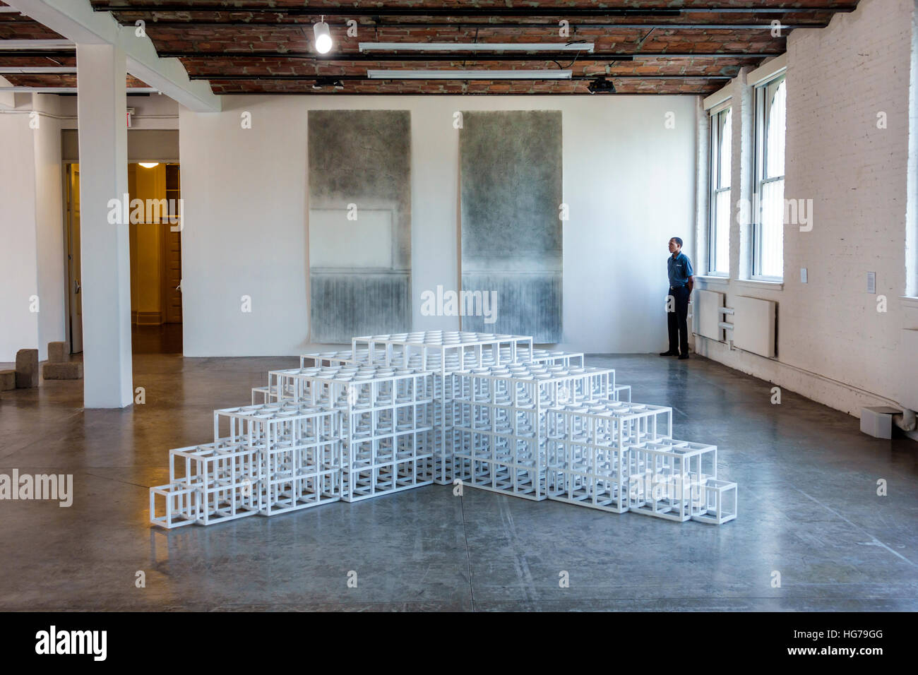 New York, NY, NYC, New York City, Queens, Long Island City, MoMA PS1,  interior, contemporary art, museum, sculpture, Sol Lewitt, Forty, exhibit  exhibi Stock Photo - Alamy