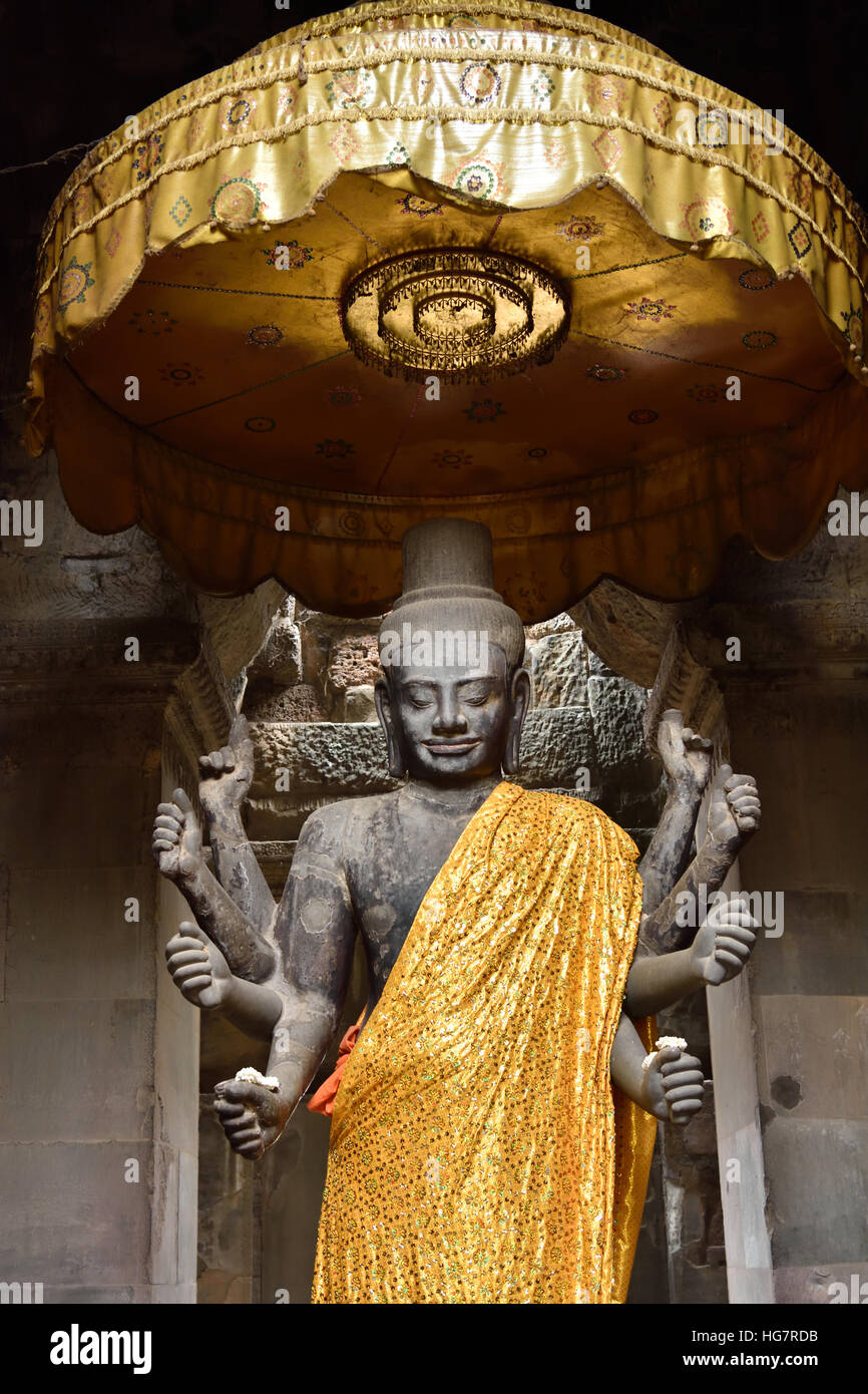 angkor-wat-temple-largest-religious-monument-in-the-world-constructed