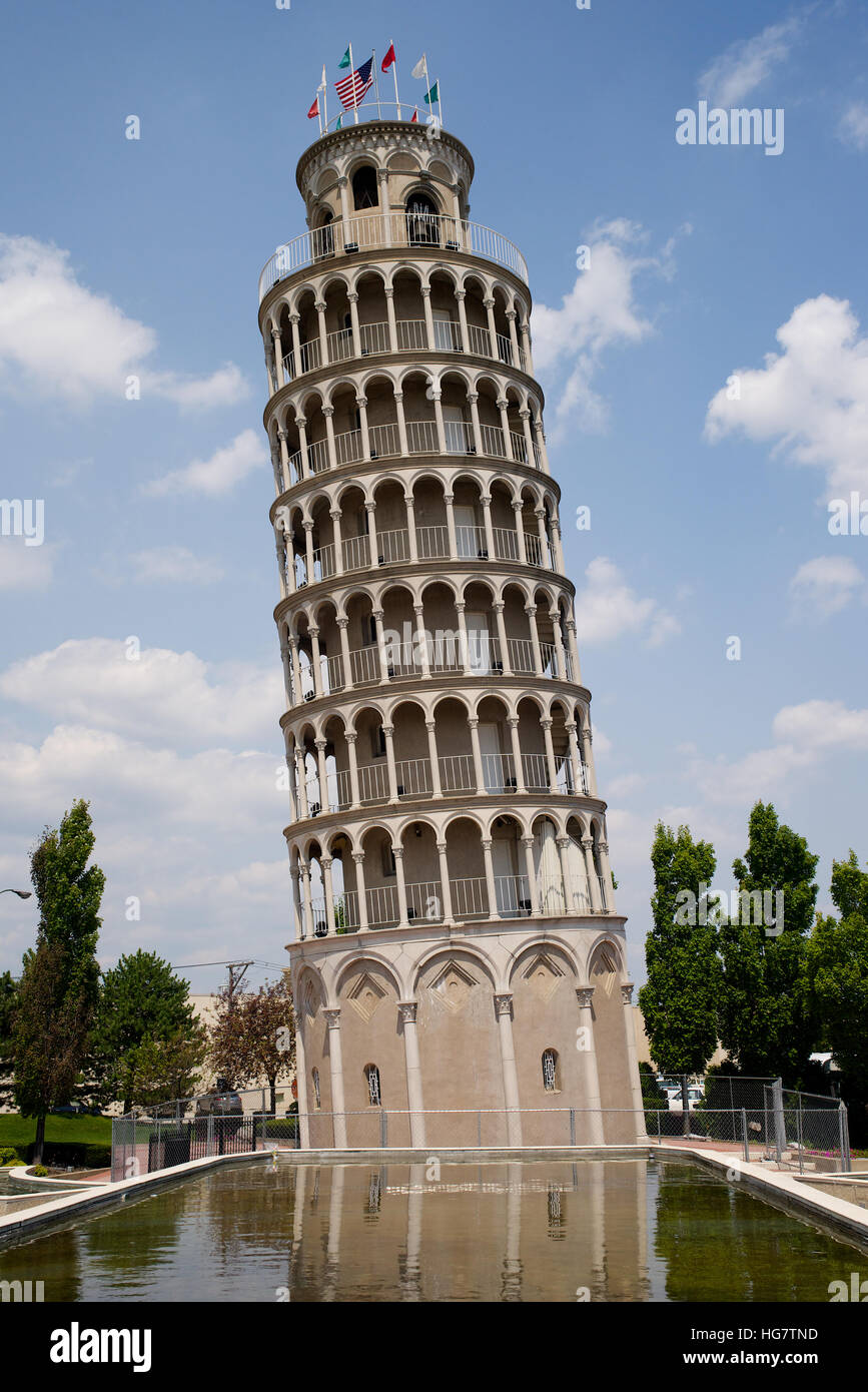The leaning tower of Niles, West Touhy Avenue, Niles, Chicago, Illinois, USA. Stock Photo