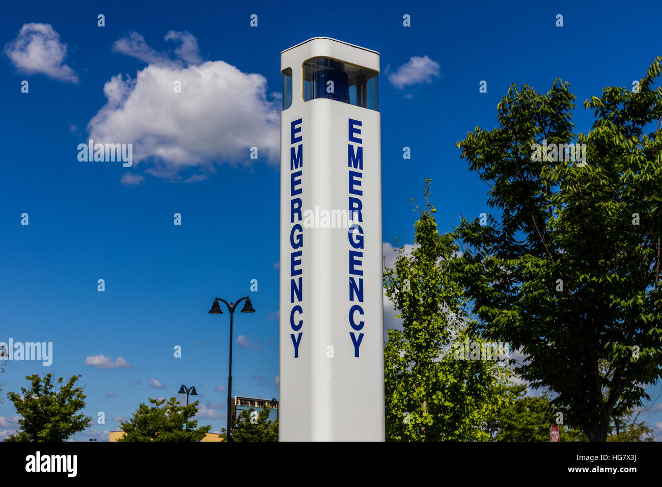 Emergency Entrance Beacon for a Local Hospital X Stock Photo Alamy
