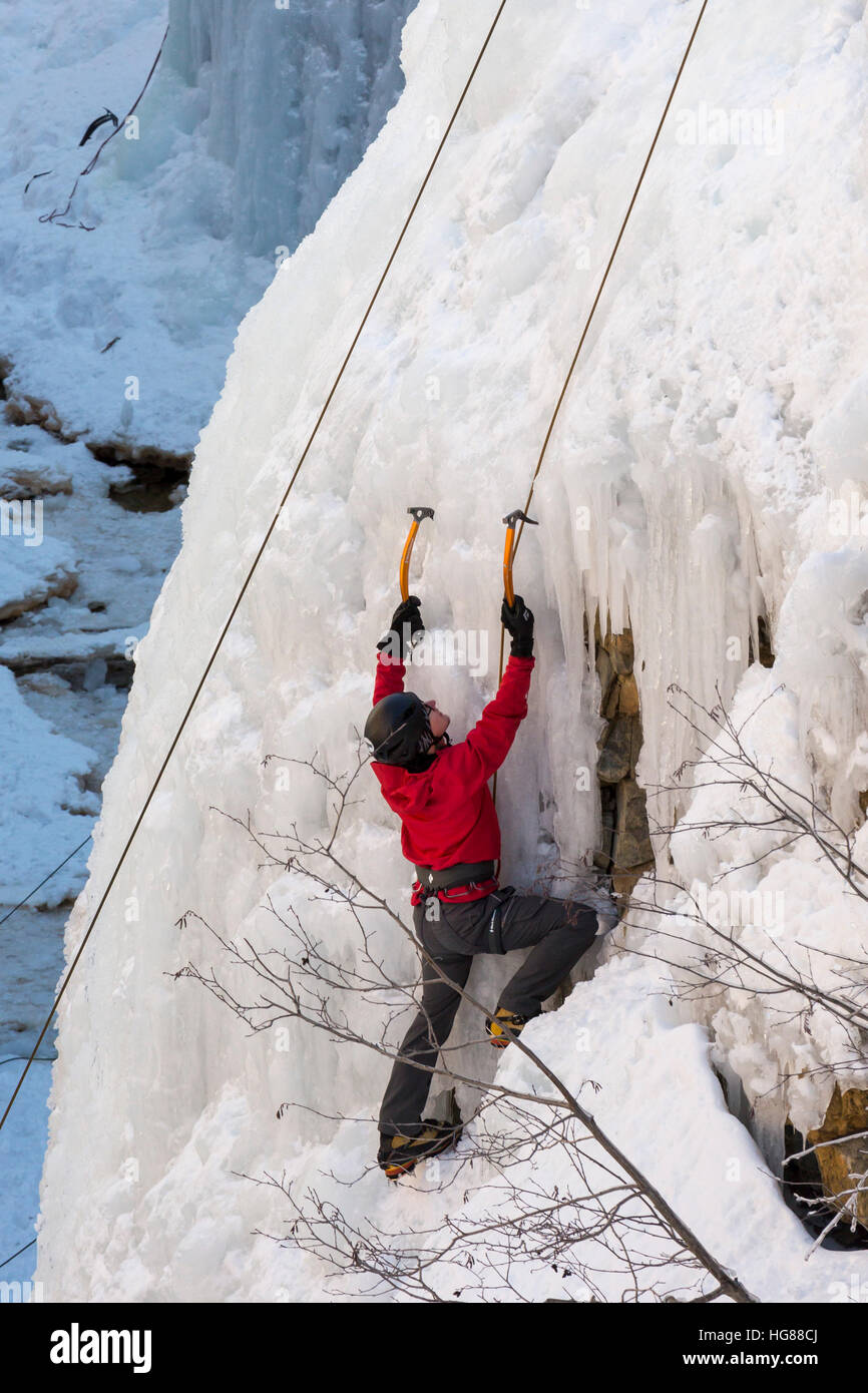 Ouray, Colorado Ice climbing in Ouray Ice Park Stock Photo Alamy