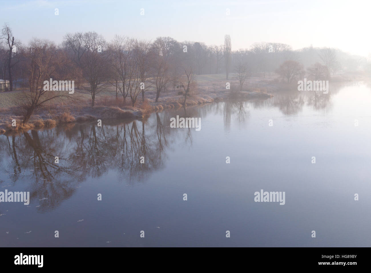 Odra river in winter scenery - seen from Zwierzyniecki footbridge, Wroclaw, Poland Stock Photo