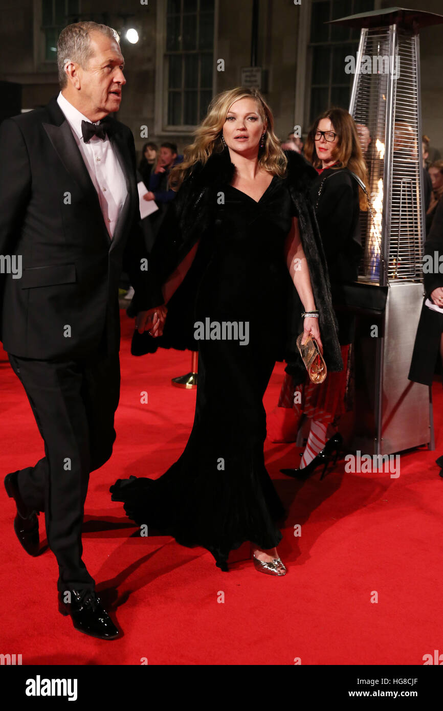 The Fashion Awards 2016 held at the Royal Albert Hall - Arrivals ...