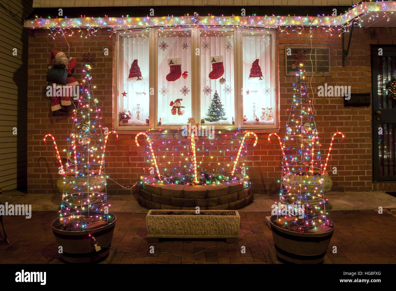 Christmas Lights displays in Maspeth , Queens Featuring View Where