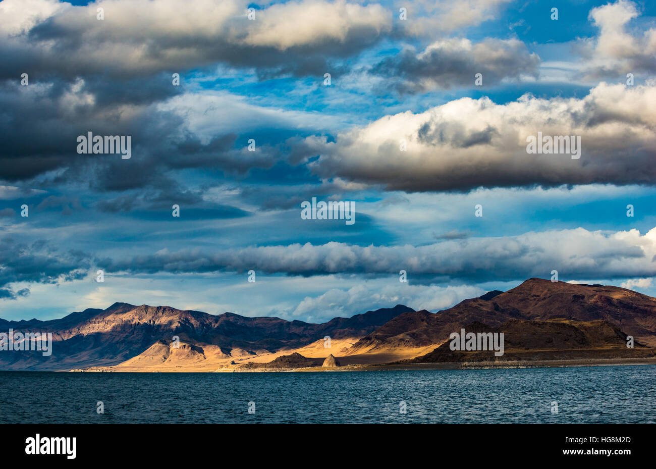 Artillery Bay Pyramid Lake Nevada looking towards east Stock Photo - Alamy