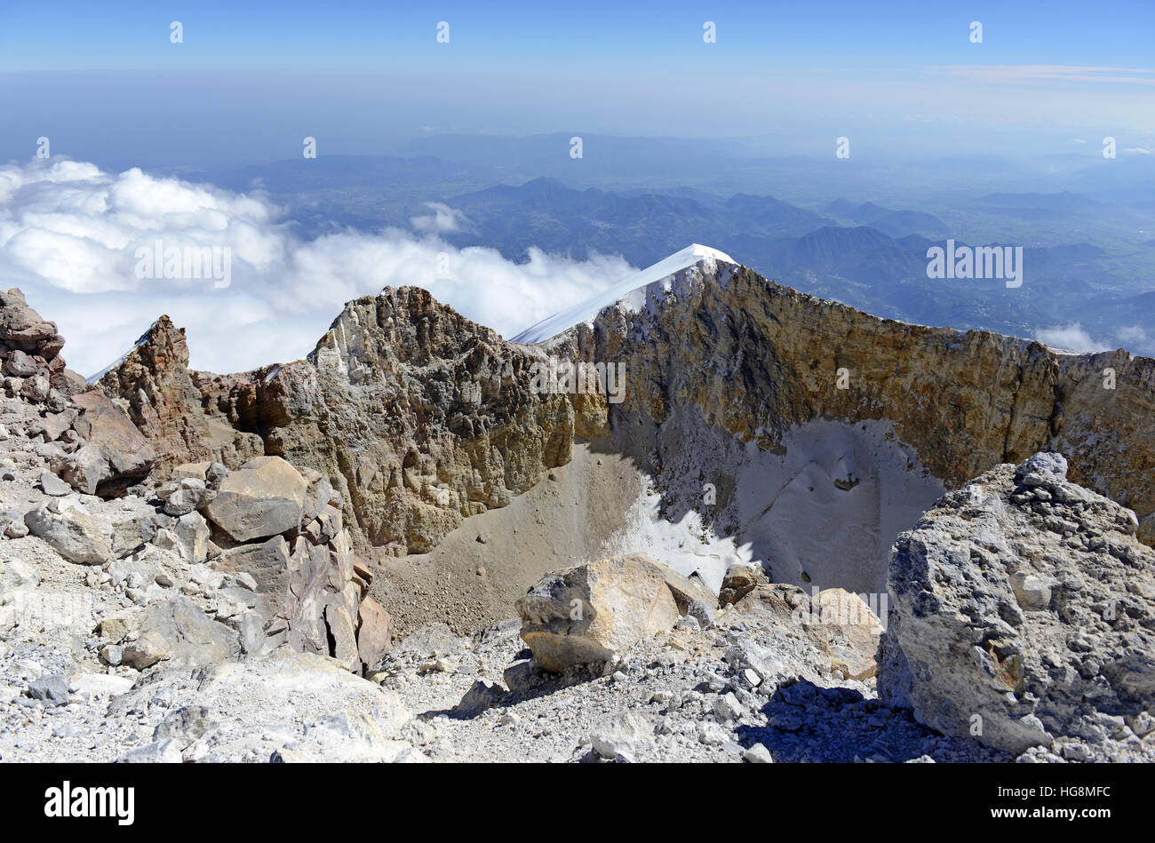 Alpine terrain with rock, snow and ice on Pico de Orizaba volcano, or Citlaltepetl, the highest mountain in Mexico Stock Photo