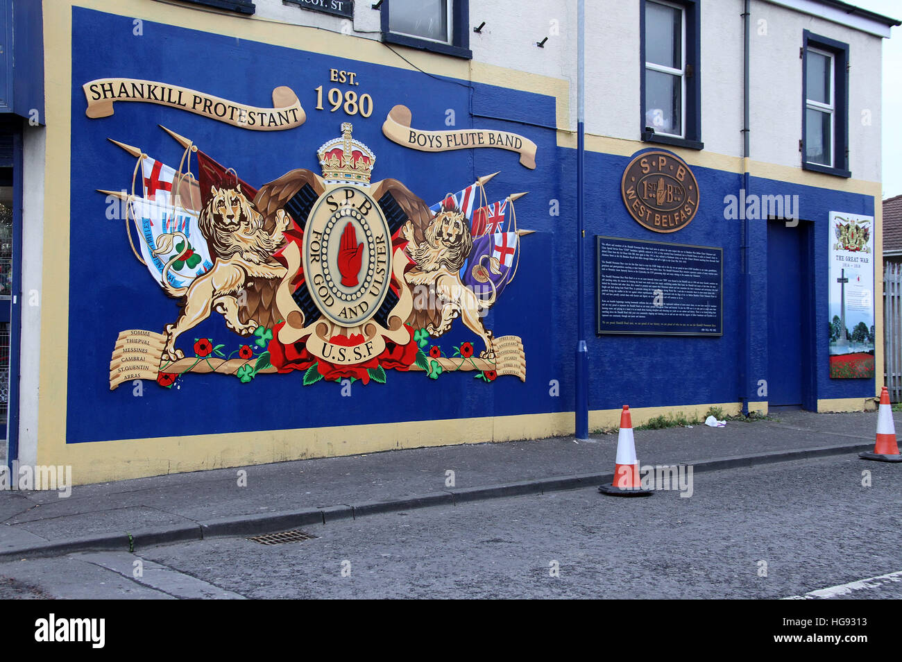Boys Flute Band Mural on the Shankill Road in Belfast Stock Photo