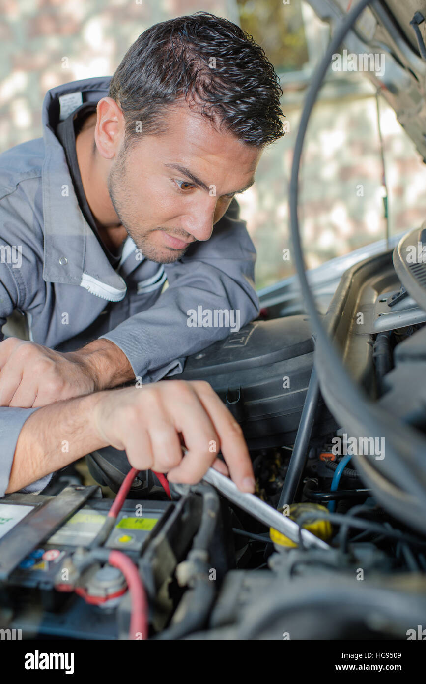 Vehicle defects hires stock photography and images Alamy