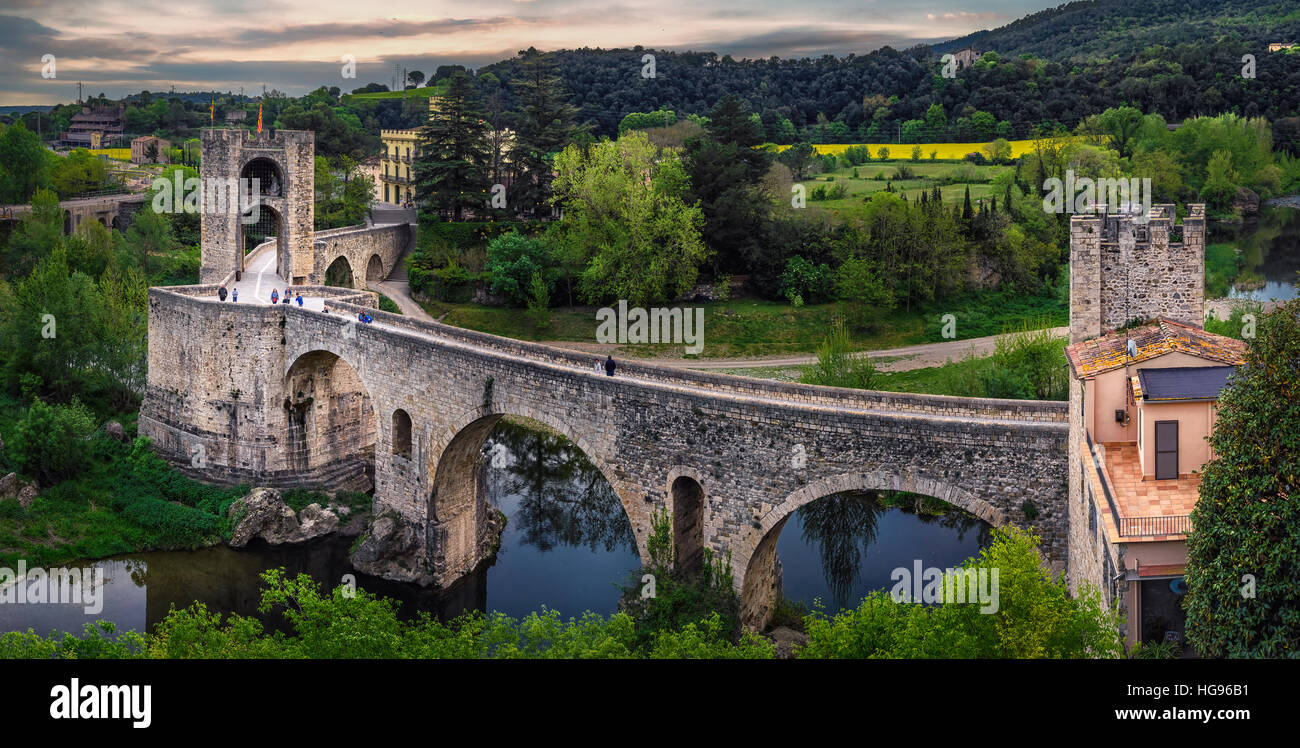 Roman Bridge, Besalu, Gerona Province, Catalonia, Spain Stock Photo