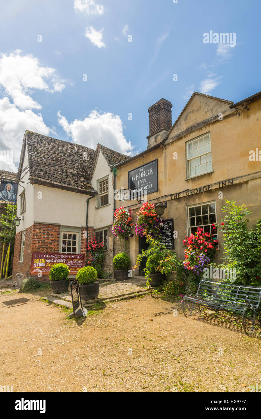 The historic George Inn in the village of Lacock, Wiltshire, England, UK Stock Photo