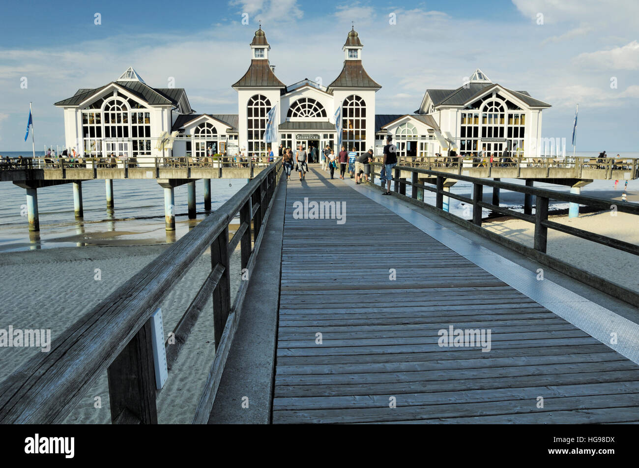 Peir (Seebrücke), Sellin Stock Photo - Alamy