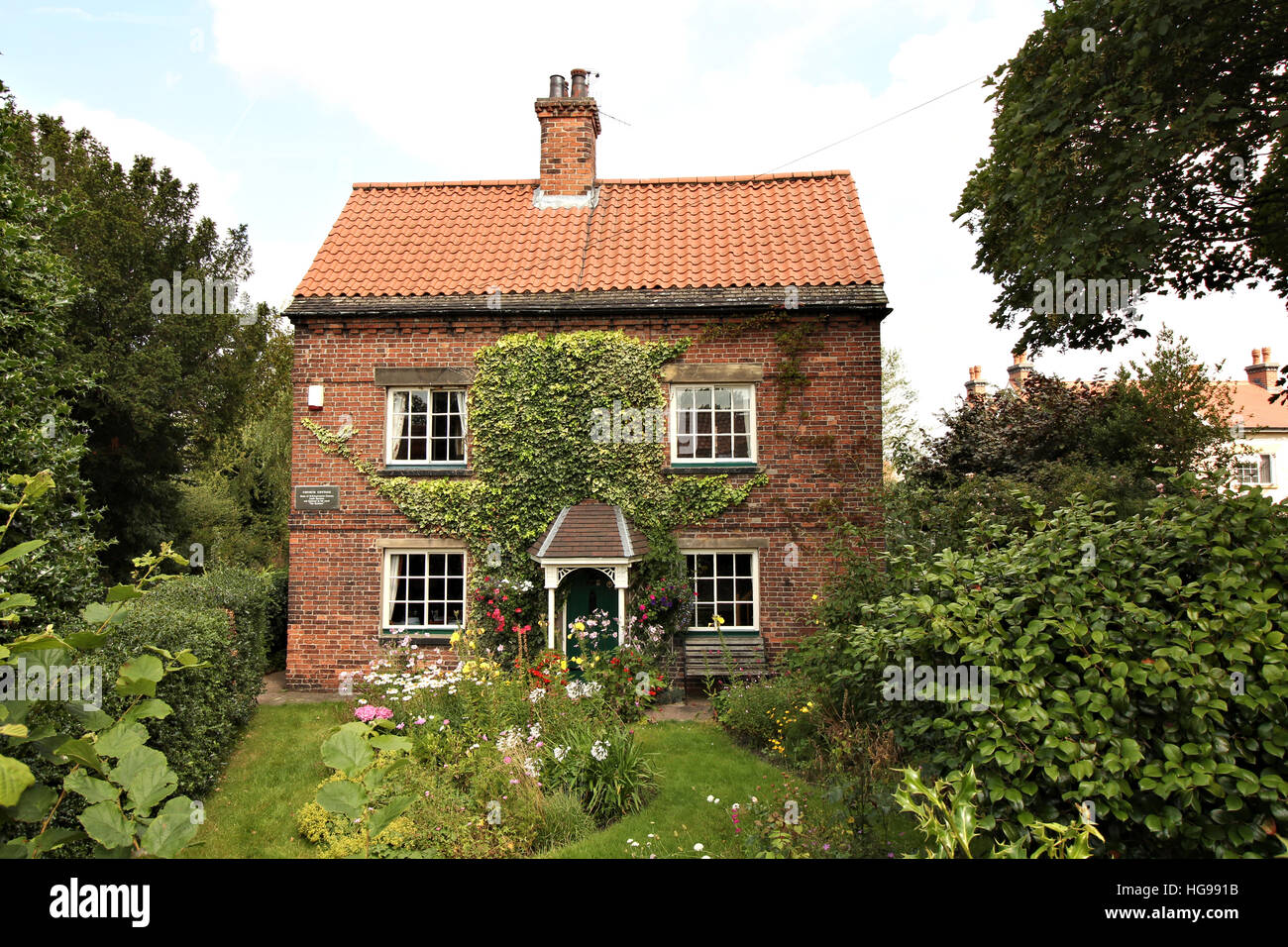 Nottingham cottage hi res stock photography and images Alamy