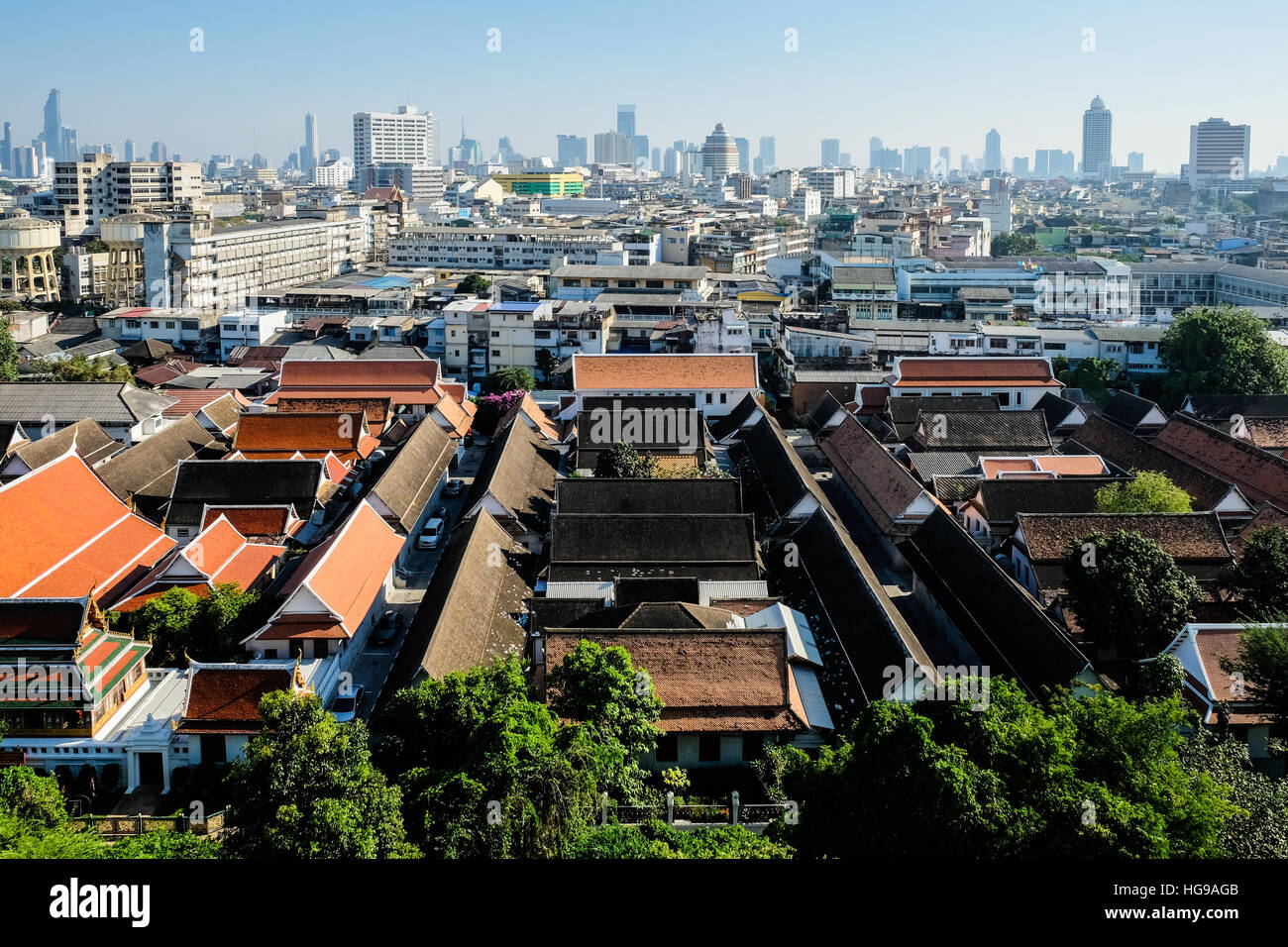 Traditional and modern buildings on Bangkok's skyline Stock Photo - Alamy