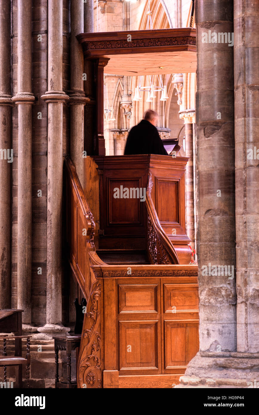 Preacher Pulpit Stock Photos & Preacher Pulpit Stock Images - Alamy