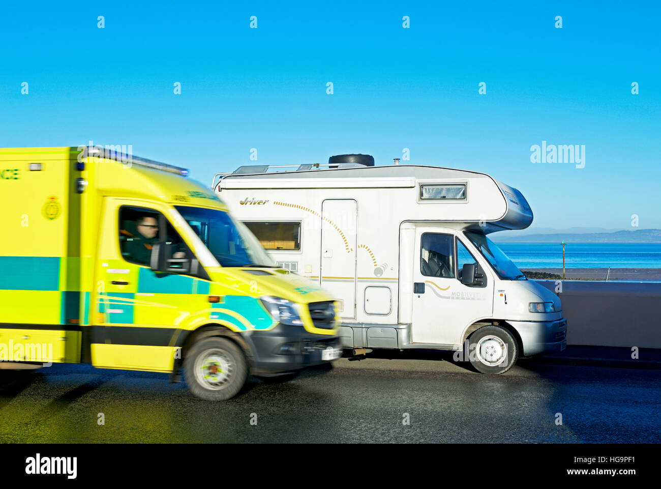 Ambulance england hi-res stock photography and images - Alamy