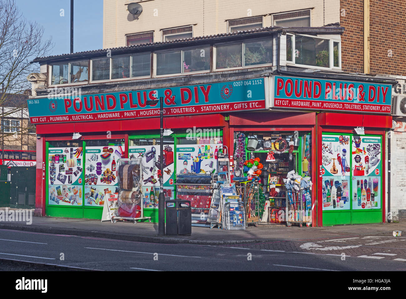 London, Southwark   A colourful DIY shop in the Old Kent Road Stock Photo