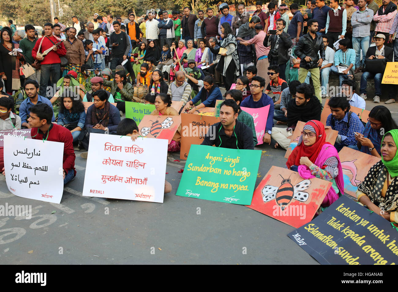 Dhaka, Bangladesh. 7th January, 2017. Bangladeshi activists attend a protest to stop making coal power plant in Sundarban area in Dhaka, Bangladesh on January 07, 2016. The Sundarbans is the largest single tract mangrove forest and is a UNESCO World Heritage Site. Bangladesh is planning to build the Rampal coal-fired power plant there. If built, the coal power plant will be the country’s largest. It will be built by the Indian company NTPC Ltd. Credit: zakir hossain chowdhury zakir/Alamy Live News Stock Photo