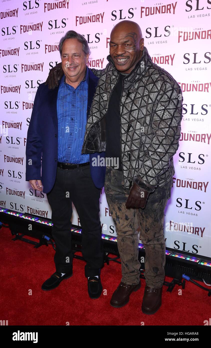 Las Vegas, NV, USA. 6th Jan, 2017. Jon Lovitz, Mike Tyson at arrivals for REUNITED Residency at THE FOUNDRY, SLS Las Vegas, Las Vegas, NV January 6, 2017. © MORA/Everett Collection/Alamy Live News Stock Photo