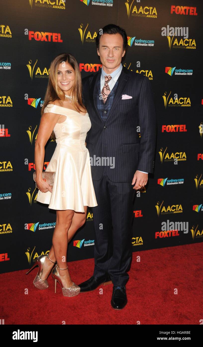 Who Is Kelly Paniagua? The Woman Who Made Julian Mcmahon Forget Everything! - wnpgo6c