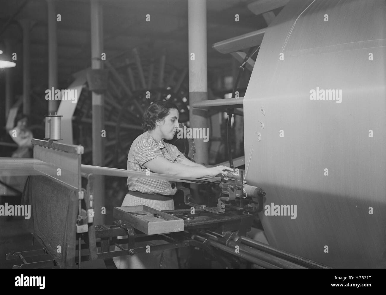 Silk warping at the William Skinner and Sons Silk Mill, 1936. Stock Photo
