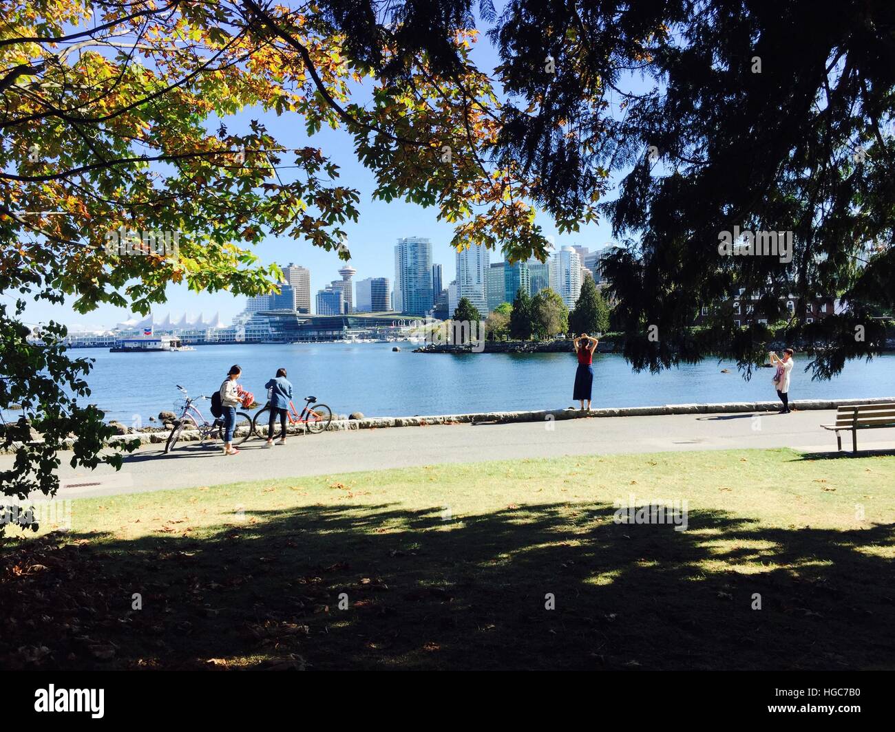 Vancouver downtown skyline hi-res stock photography and Vancouver downtown skyline hi-res stock photography and