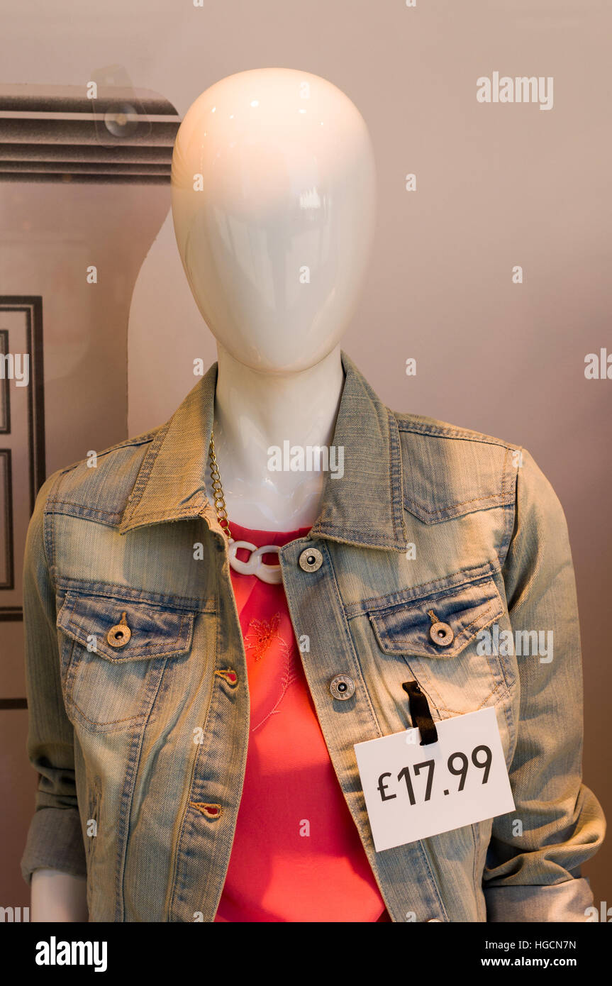 Shop mannequin or dummy Stock Photo Alamy