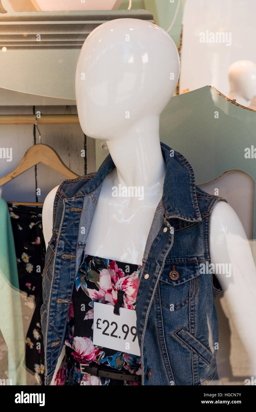 Shop mannequin or dummy Stock Photo Alamy