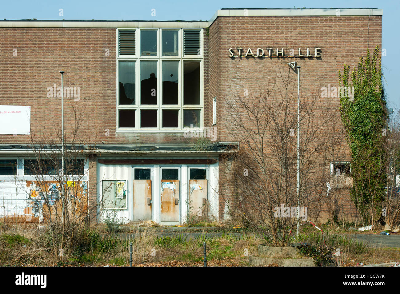 Deutschland, NRW, Düren, ehemalige Stadthalle in der Bismarckstraße 15, erbaut 1955 durch den Architekten Prof. Hans Mehrtens aus Aachen. Das Bauwerk  Stock Photo