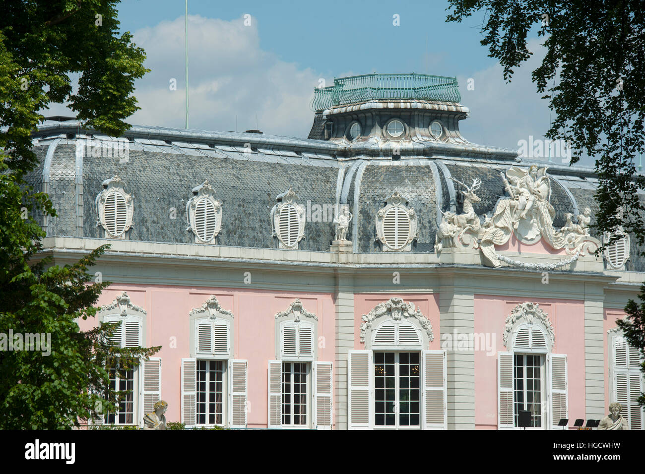 Deutschland, Düsseldorf, Schloss Benrath, Südseite des Corps de Logis Stock Photo