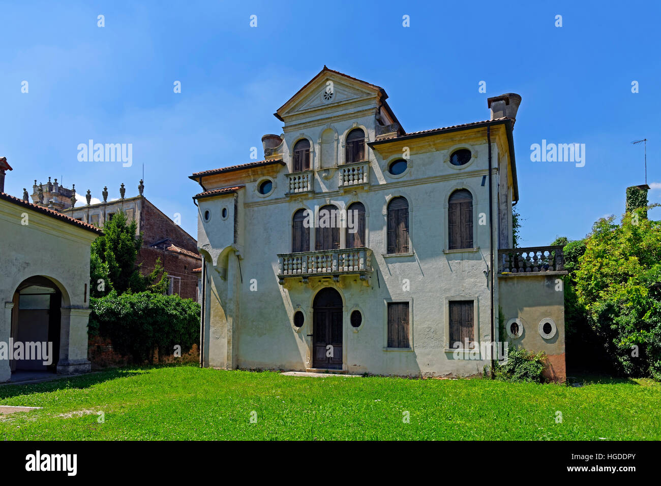 Museo Nazionale di villa Pisani, park, economic building Stock Photo