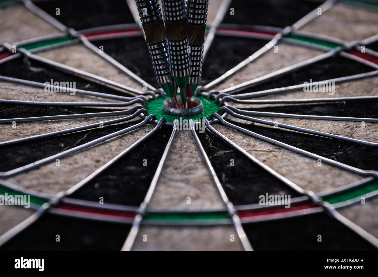 Throw an arrow hires stock photography and images Alamy