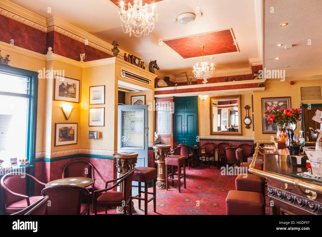 United Kingdom, Channel Islands, Jersey, St. Helier, The Mitre Hotel, The Blue Note Bar Stock Photo