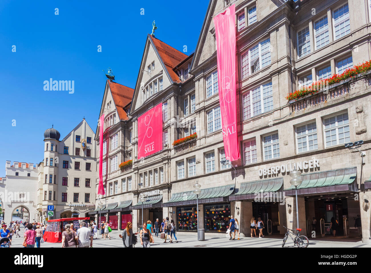 Neuhauser strasse shopping street hi-res stock photography and images -  Alamy