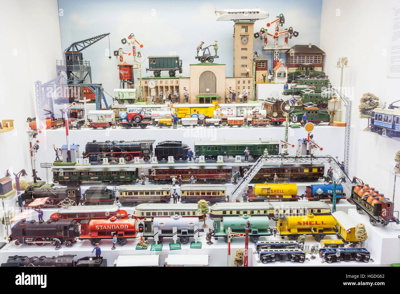 Germany, Bavaria, Munich, Marienplatz, Old Town Hall, The Toy and Teddy Museum (Spielzeugmuseum), Exhibit of Vintage Train Sets Stock Photo