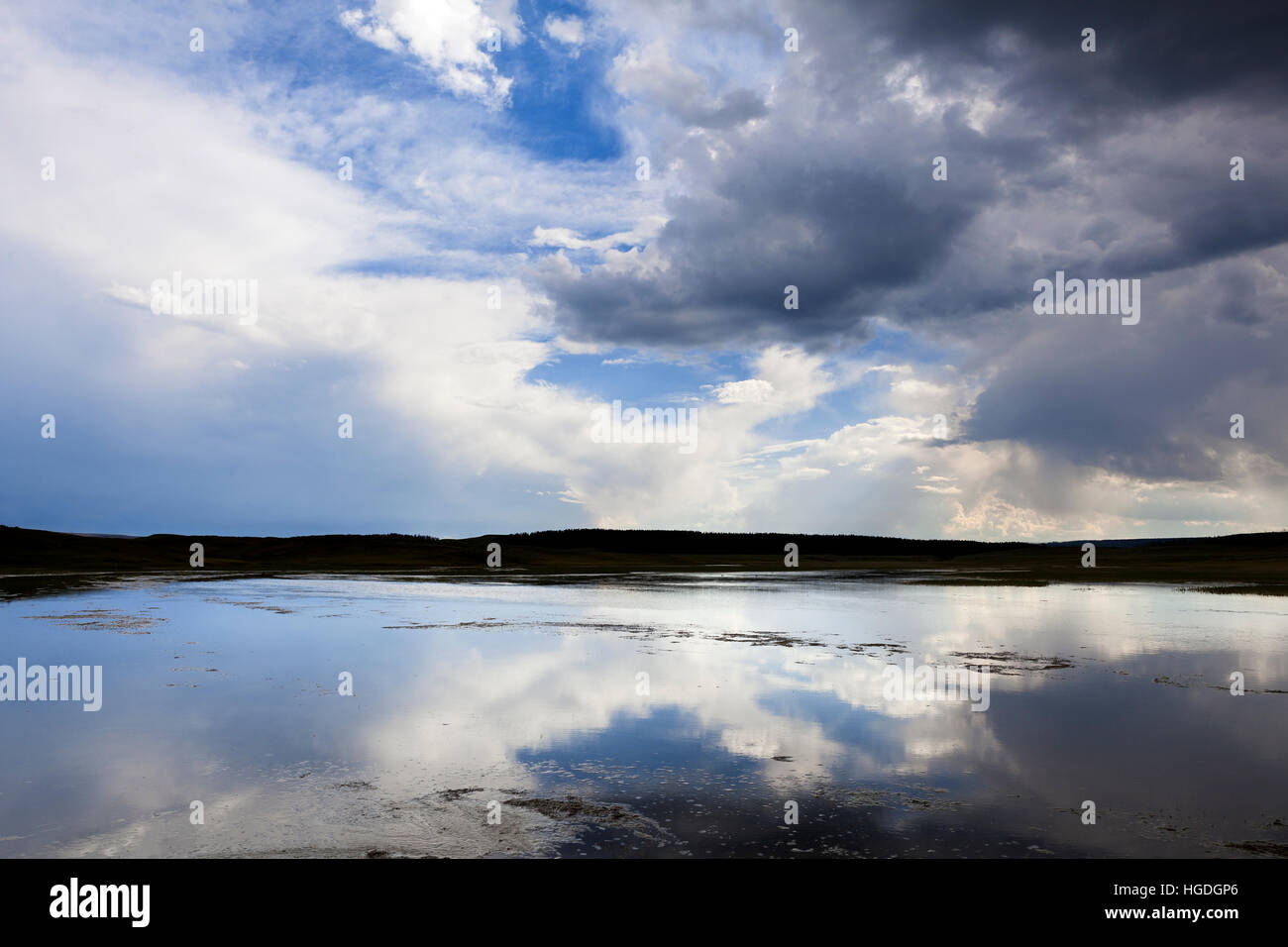 WY02017-00...WYOMING - The Hayden Valley near Alum Creek in Yellowstone National Park. Stock Photo