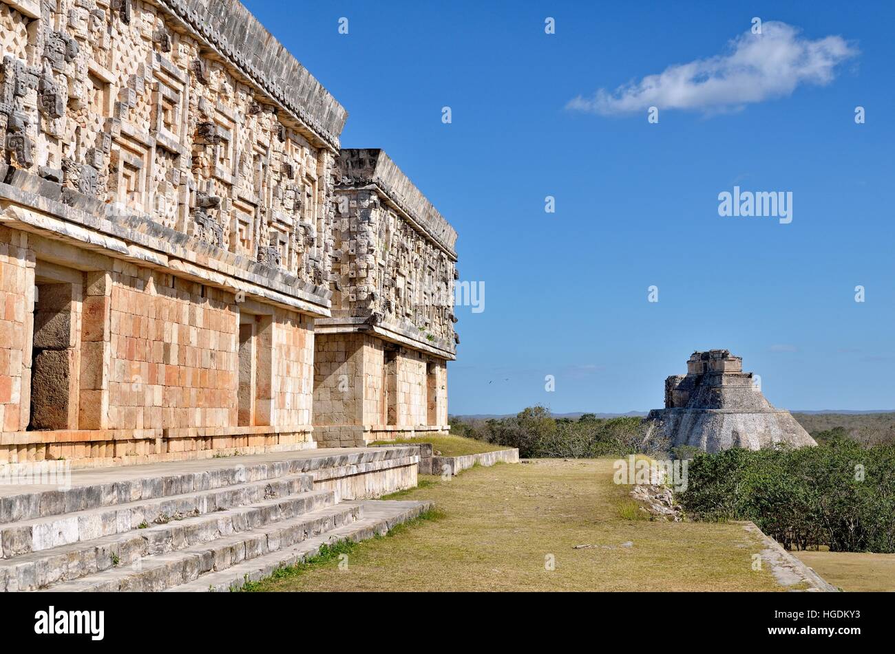 Palacio del Gobernador, governor's palace, left, and pyramid del Adivino, magician's pyramid, Maya city of Uxmal, Yucatan Stock Photo