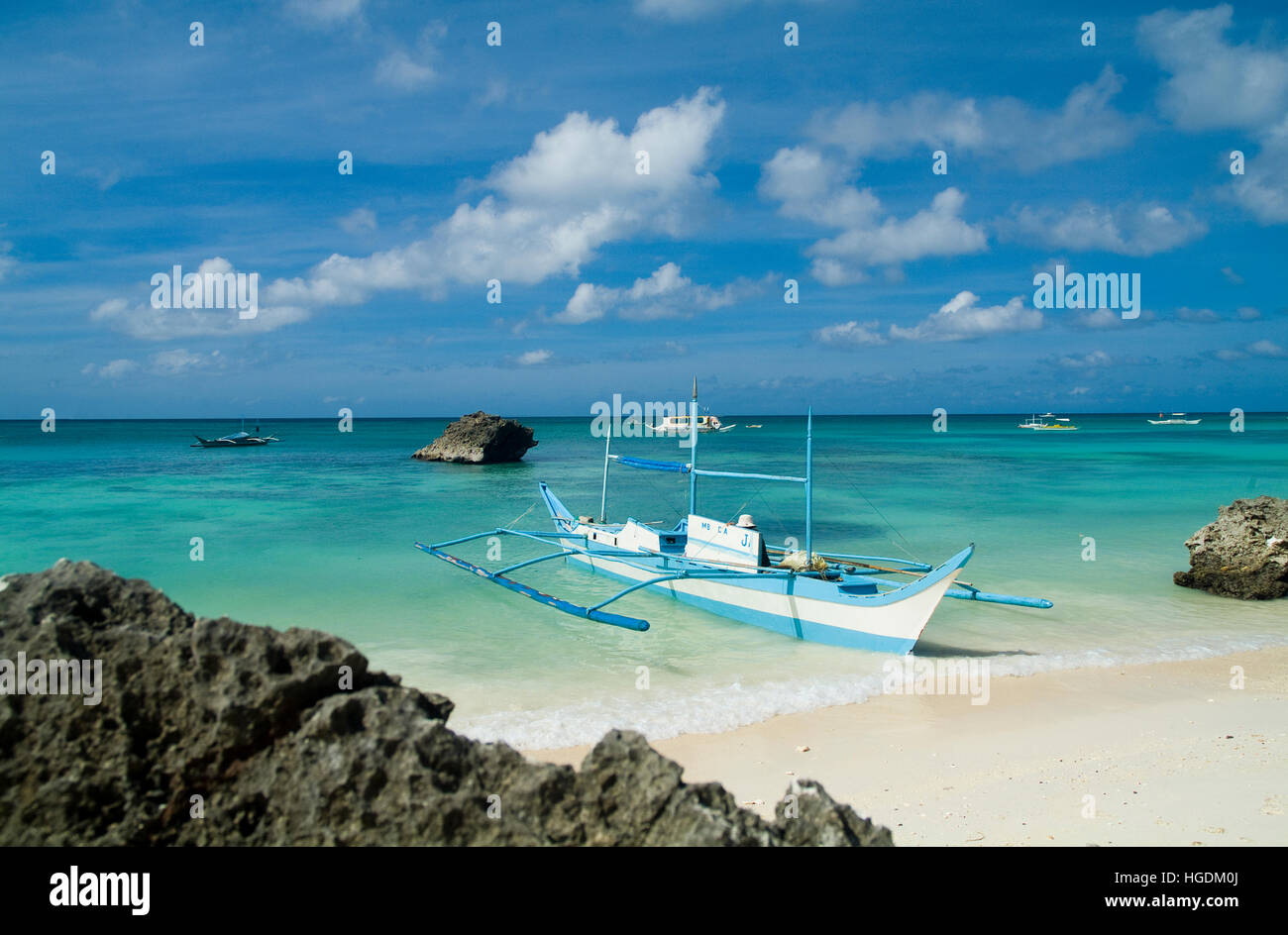 Boracay shoreline boats hi-res stock photography and images - Alamy