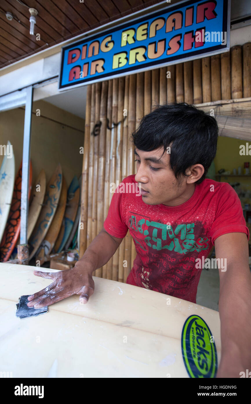 Surboard repair Kuta Beach Bali Indonesia Stock Photo Alamy