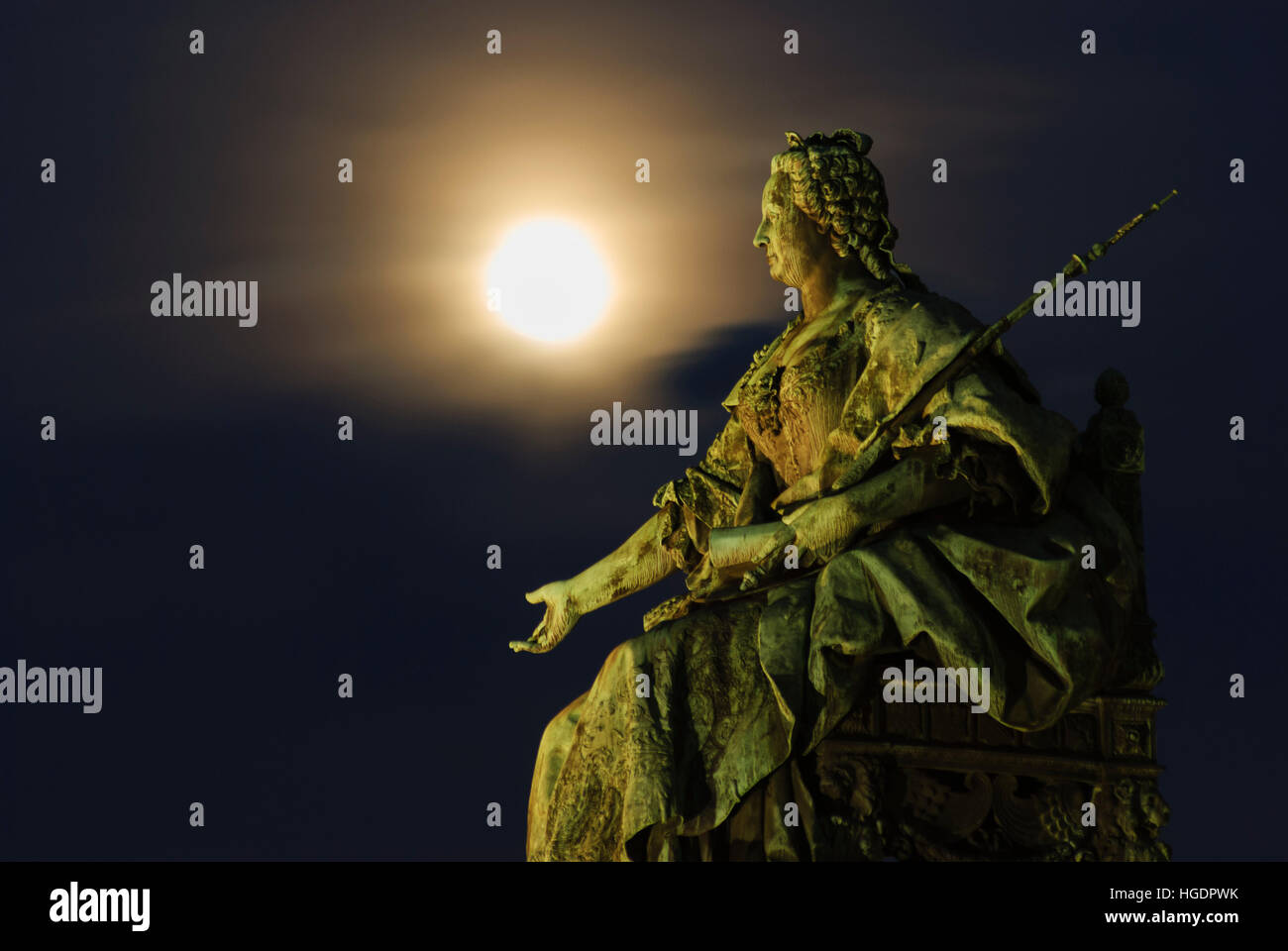 Wien, Vienna: Monument to Empress Maria-Theresia at full moon, 01., Wien, Austria Stock Photo